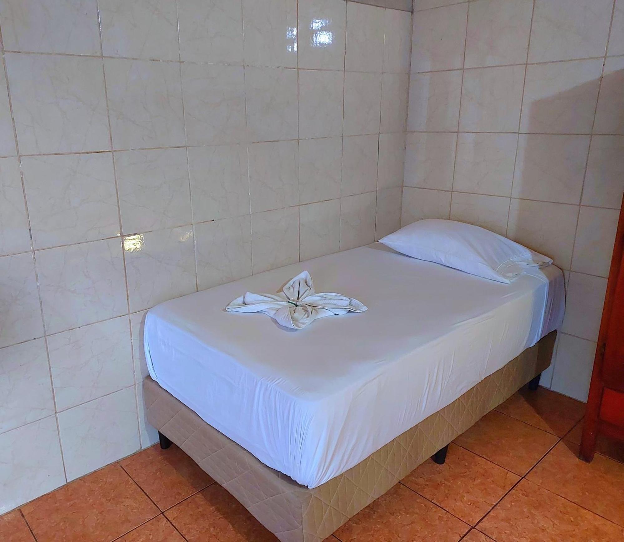 Hostel Del Pacifico ปุนตาเรนาส ภายนอก รูปภาพ