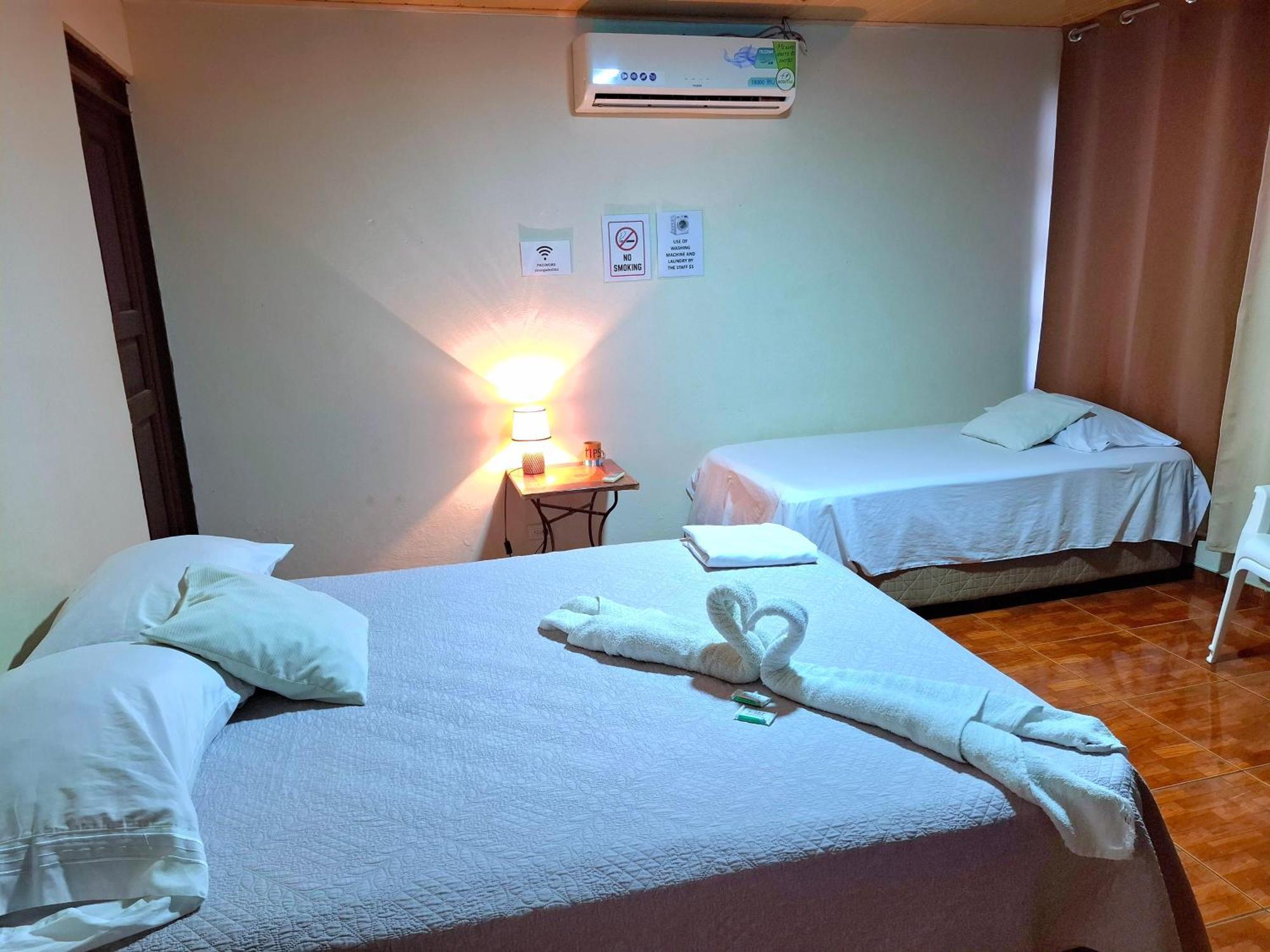 Hostel Del Pacifico ปุนตาเรนาส ภายนอก รูปภาพ
